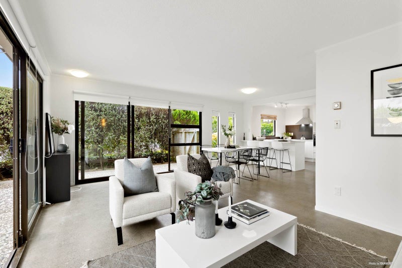 1/47 Atkin Avenue, Mission Bay, Auckland - Carousel 2