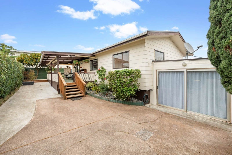 1/14 Bahari Drive, Ranui, Auckland - Carousel 2