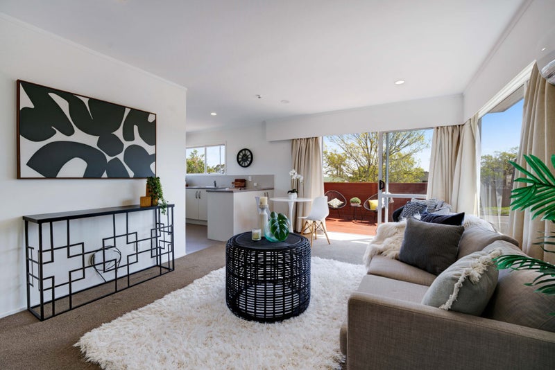 2/3 Cromdale Avenue, Highland Park, Auckland - Carousel 2
