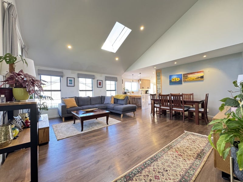 36 Kentwood Drive, Woodridge, Wellington - Carousel 2