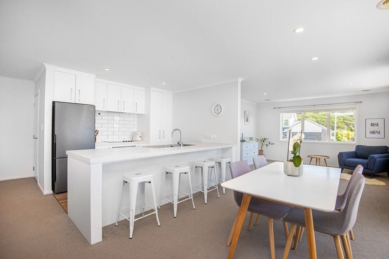 210 Navigation Drive, Whitby, Porirua - Carousel 2