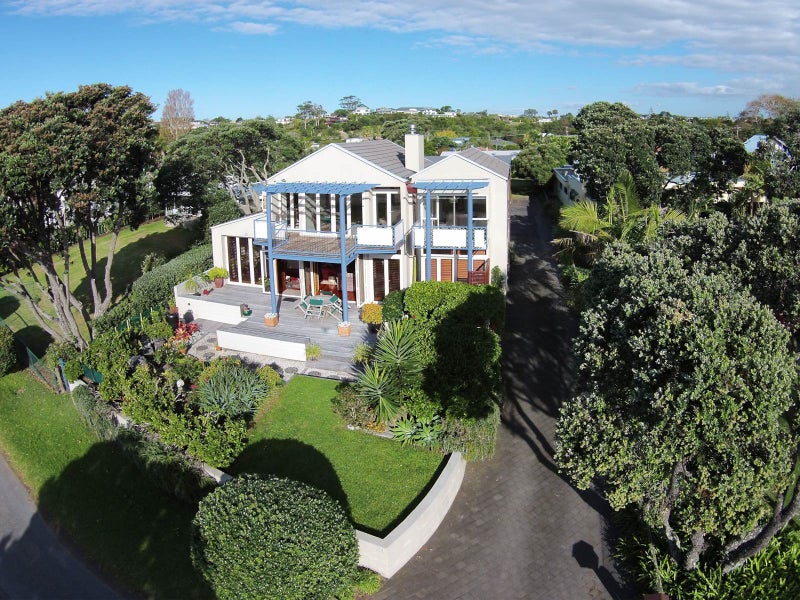 53 The Esplanade, Manly, Whangaparaoa - Carousel 1