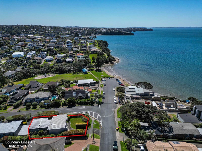 1/42 Rothesay Bay Road, Rothesay Bay, Auckland - Carousel 50