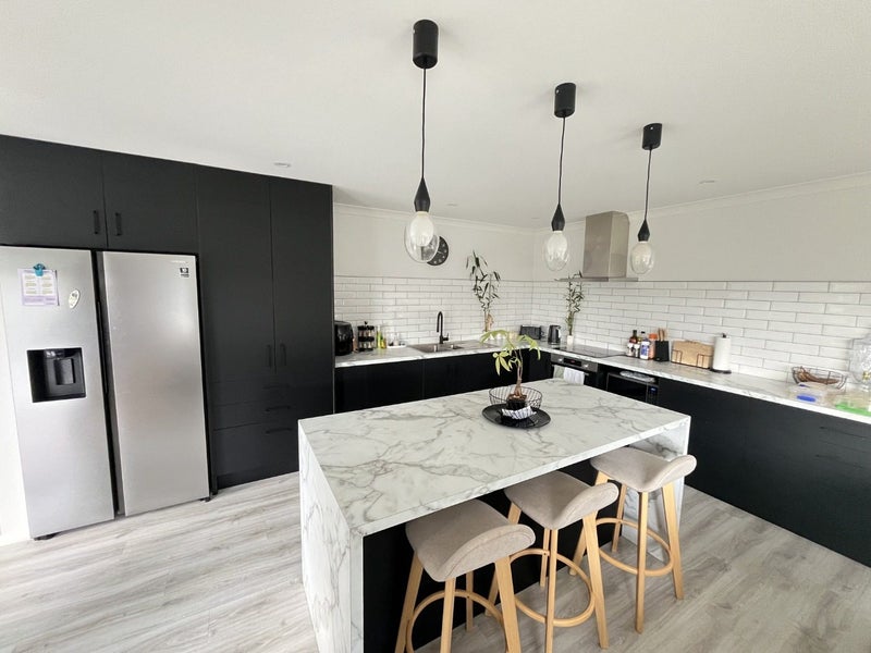 77 Logie Street, Stokes Valley, Lower Hutt - Carousel 2