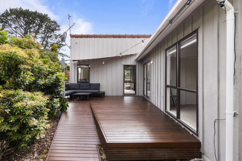 68 Anich Road, Massey, Auckland - Carousel 1