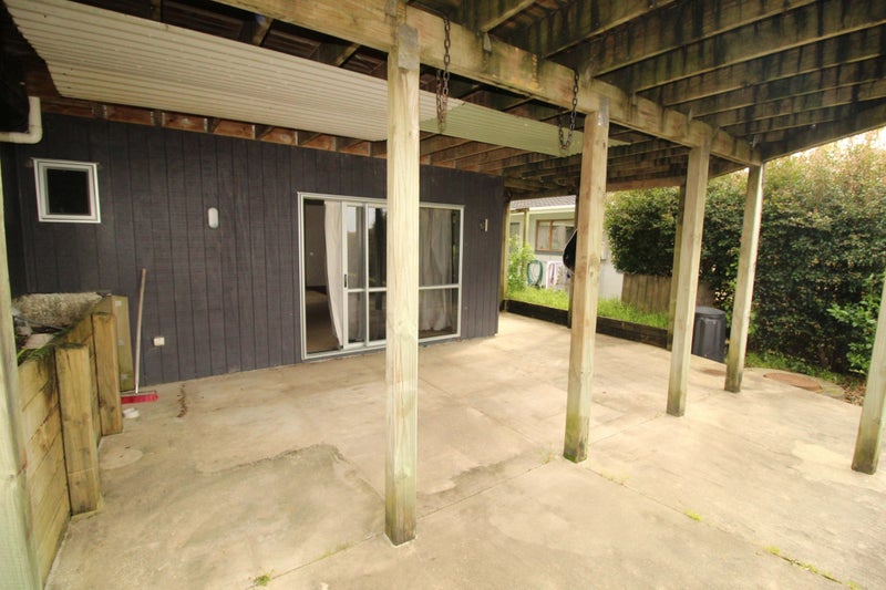 37 Gledstane Road, Stanmore Bay, Whangaparaoa - Carousel 26