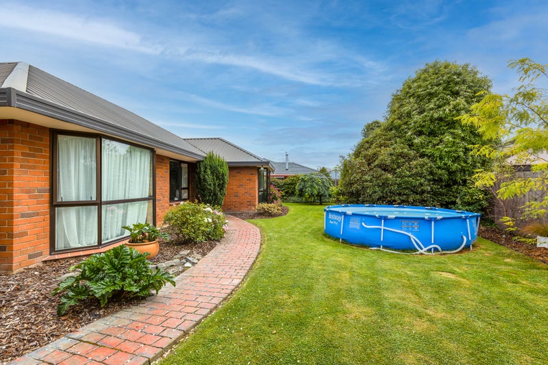 61 Lowry Avenue, Redwood, Christchurch - Carousel 13