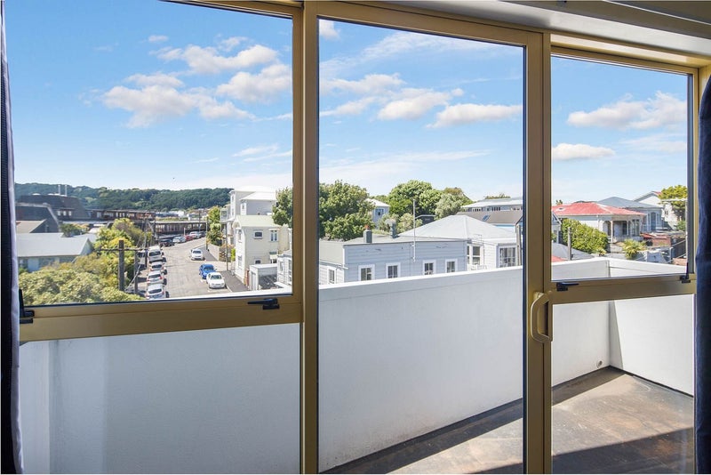 58 Wallace Street, Mount Cook, Wellington - Carousel 1