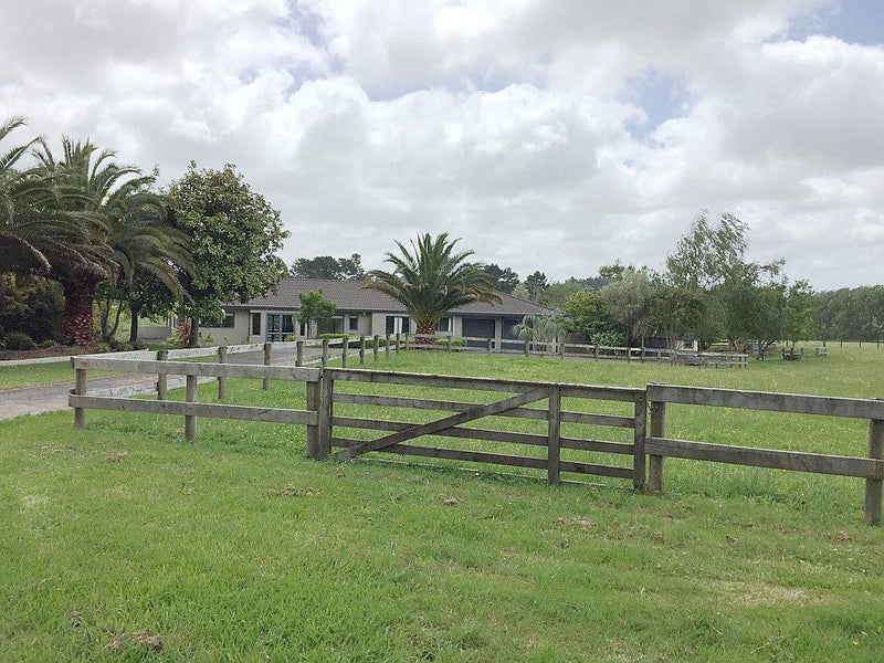 202 Fred Taylor Drive, Whenuapai, Auckland - Carousel 14