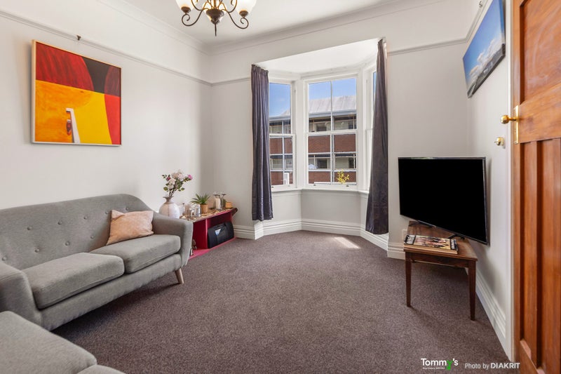 2 Prince Street, Mount Victoria, Wellington - Carousel 2