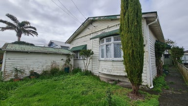 3 Chester Avenue, Westmere, Auckland - Carousel 1