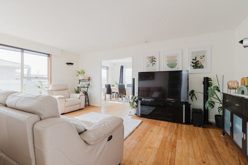 4 Sutherland Crescent, Westbrook, Palmerston North - Carousel 2