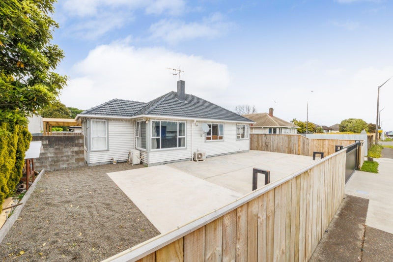 928 Tremaine Avenue, Roslyn, Palmerston North - Carousel 1