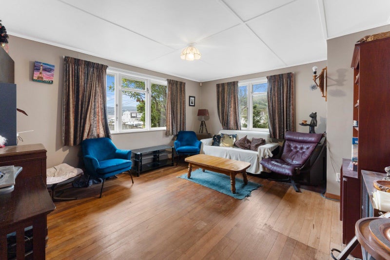 108 Rata Street, Naenae, Lower Hutt - Carousel 2