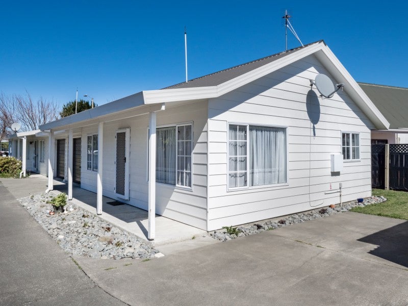 2/910 Willowpark Rd N, Mayfair, Hastings - Carousel 1