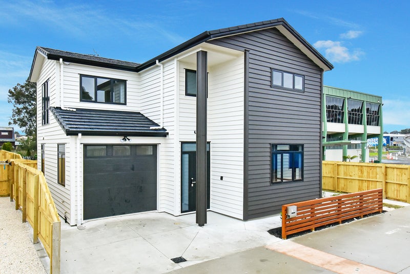 10 Karakia Lane, Hillsborough, Auckland - Carousel 1