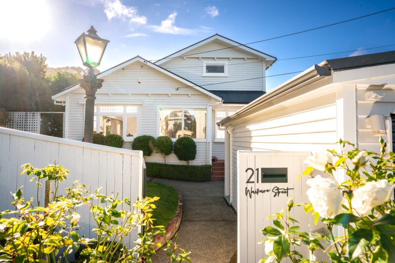 21 Waikare Street, Karori, Wellington - Carousel 1