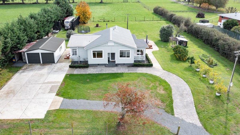 923 State Highway 26, Newstead - Carousel 2