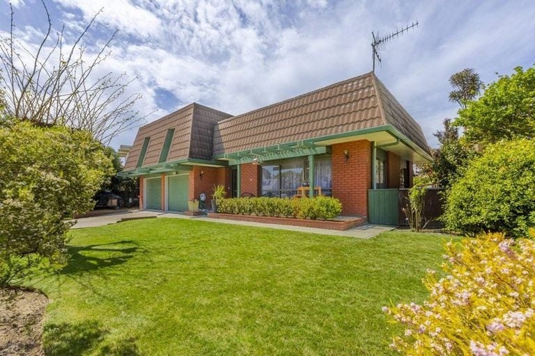 31 Ngarimu Crescent, Taradale, Napier - Carousel 1
