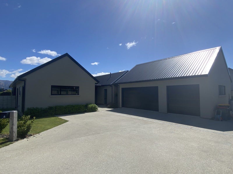 1 COURTHILL LANE, Wanaka  - Carousel 17