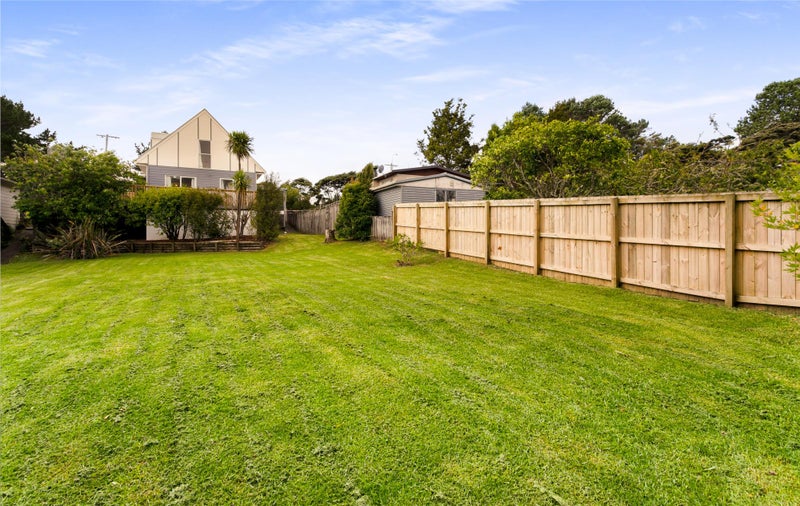 112 Mcentee Road, Waitakere, Auckland - Carousel 2