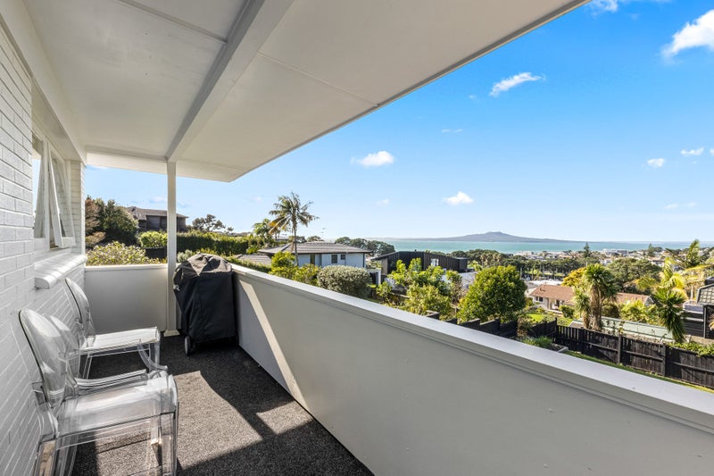15A Seaview Road, Castor Bay, Auckland - Carousel 2