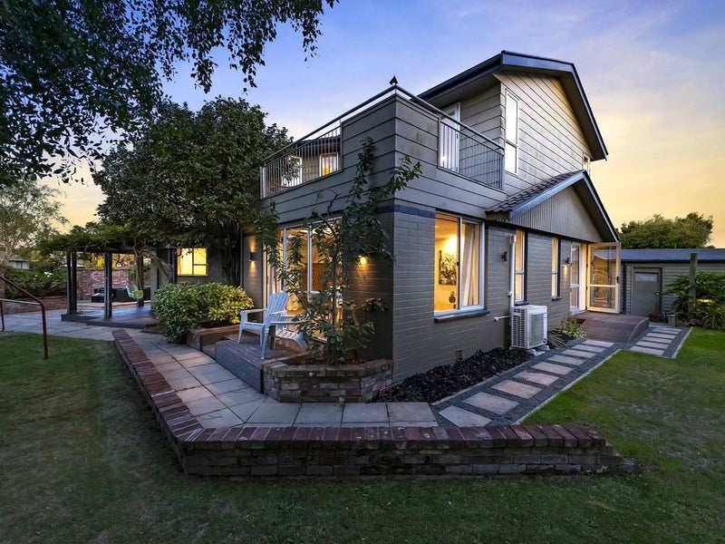 6 Arosa Place, Parklands, Christchurch - Carousel 1