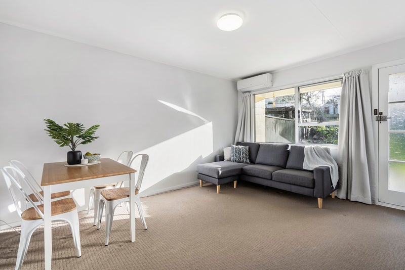 3/17 Cresta Avenue, Beach Haven, Auckland - Carousel 1