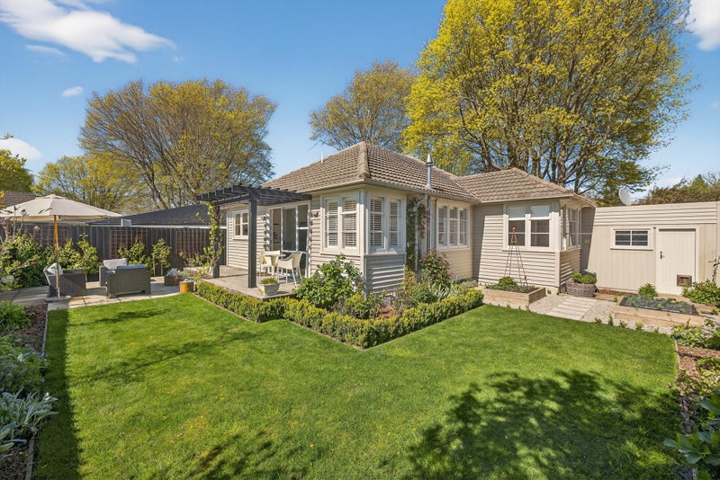 14 Truman Road, Bryndwr, Christchurch - Carousel 1