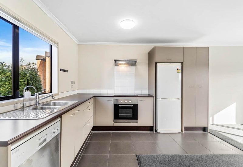 34/172 Mcleod Road, Te Atatu South, Auckland - Carousel 1