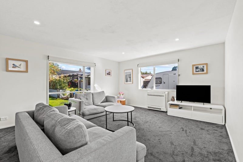 99A Bower Avenue, New Brighton, Christchurch - Carousel 2