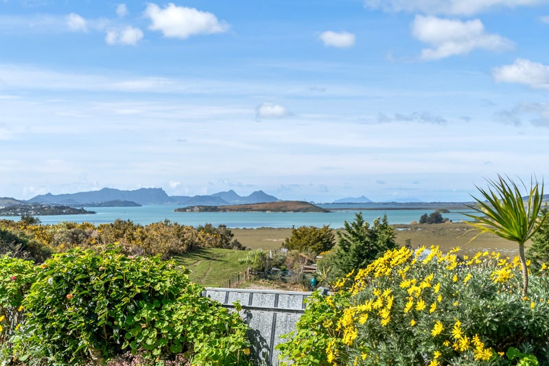 413 State Highway 1, Whangarei - Carousel 1