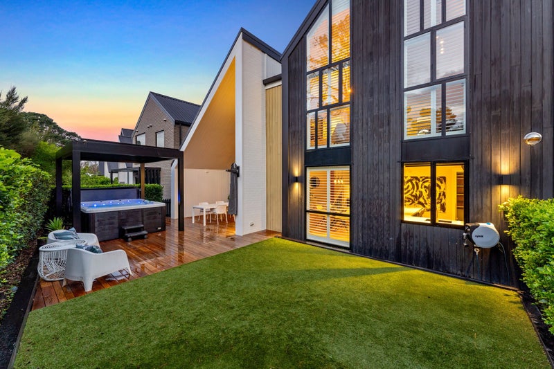 15 Jack Seabrook Road, Hobsonville, Auckland - Carousel 2