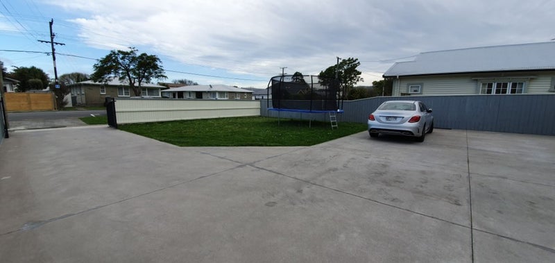 23 Copeland Street, Hutt Central, Lower Hutt - Carousel 2