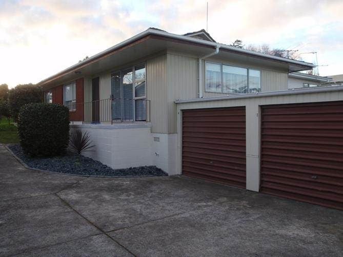 2/133 Campbell Road, One Tree Hill, Auckland - Carousel 2