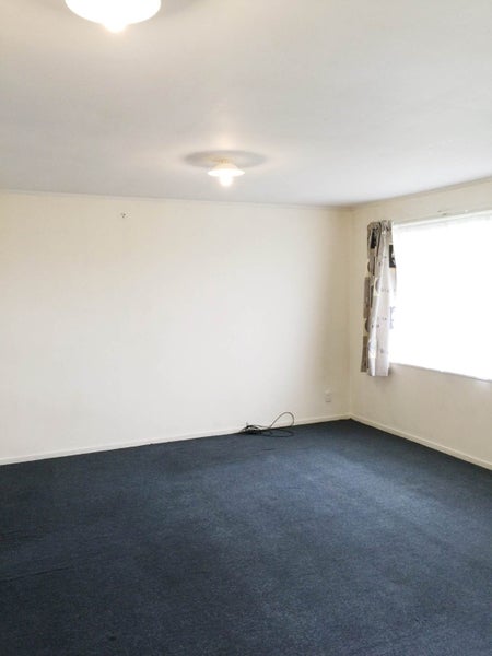 28 Seabrook Avenue, New Lynn, Auckland - Carousel 2