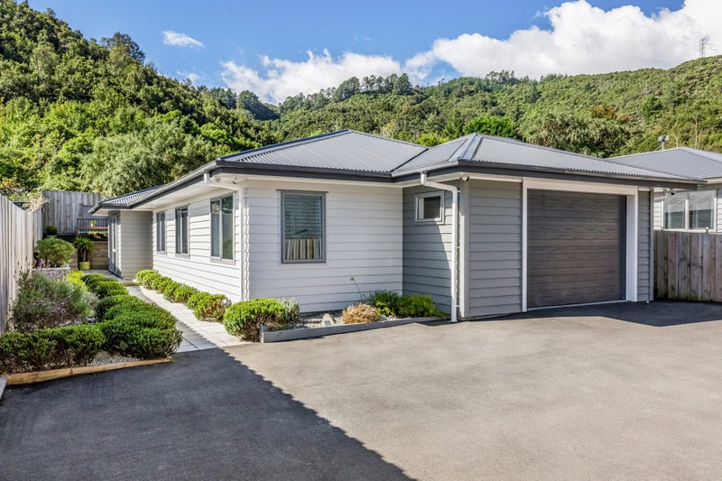 95A Horoeka Street, Stokes Valley, Lower Hutt - Carousel 1