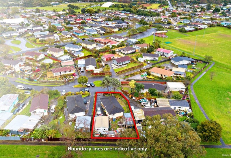 11 Pesaro Place, Clover Park, Auckland - Carousel 10