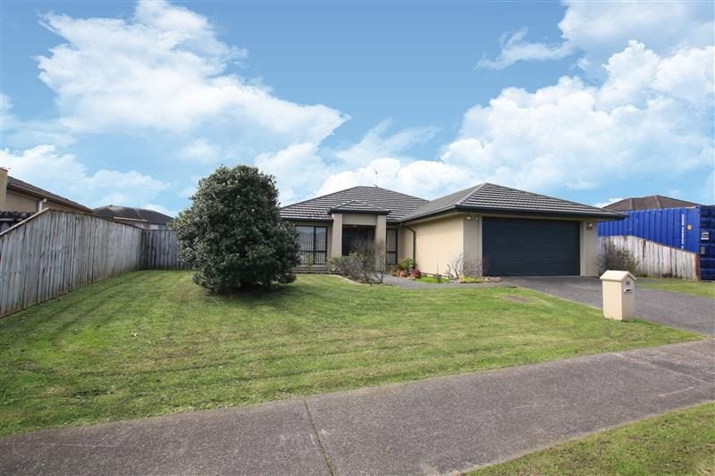 86 Redcastle Drive, East Tamaki, Auckland - Carousel 1