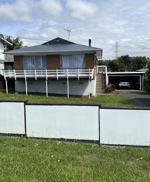 59 Lincoln Park Avenue, Massey, Auckland - Carousel 1