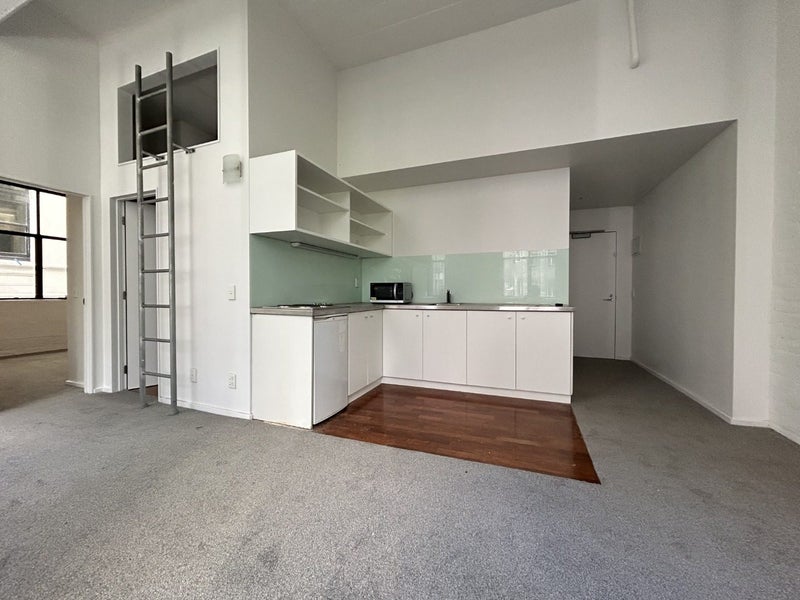 2A/11 Durham Street East, Auckland Central, Auckland - Carousel 1