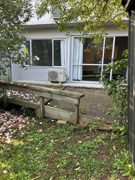 1/7 Western Springs Road, Western Springs, Auckland - Carousel 1