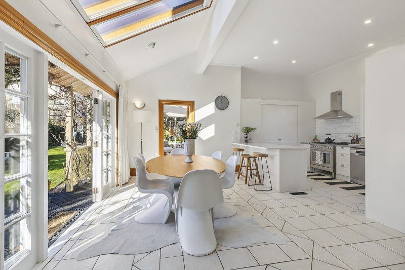 52 Ira Street, Miramar, Wellington - Carousel 2