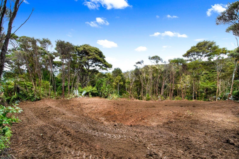 305 Wairere Road, Waitākere, Auckland - Carousel 2