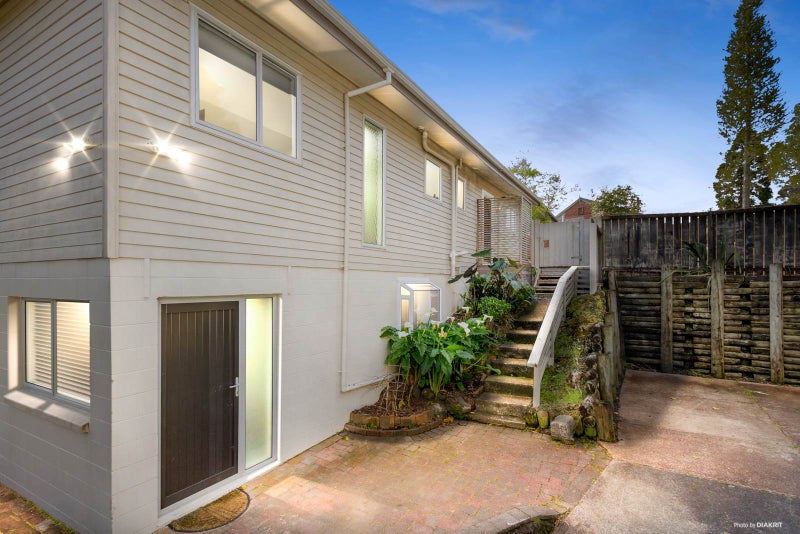 42 Northfield Road, Waitakere, Auckland - Carousel 1