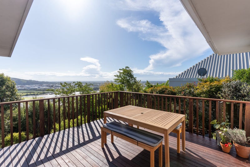 2/86 Cannon Hill Crescent, Mount Pleasant, Christchurch - Carousel 2