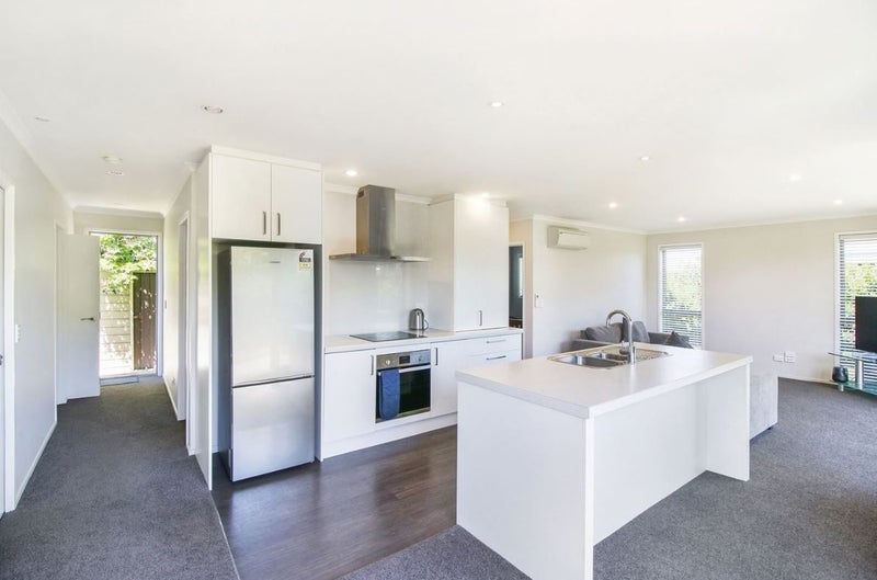 1/80 North Avon Road, Richmond, Christchurch - Carousel 2