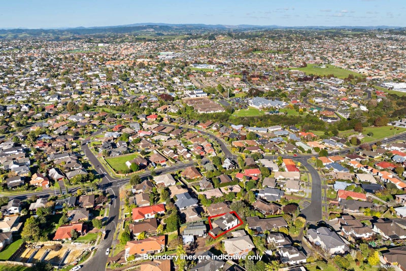 2/12 Spears Place, Botany Downs, Auckland - Carousel 29