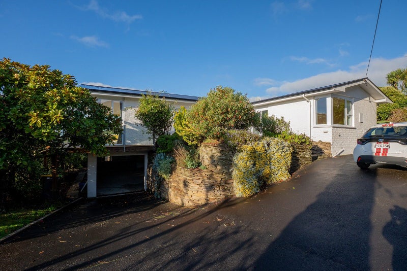 45 Aberdeen Road, Saint Clair, Dunedin - Carousel 1
