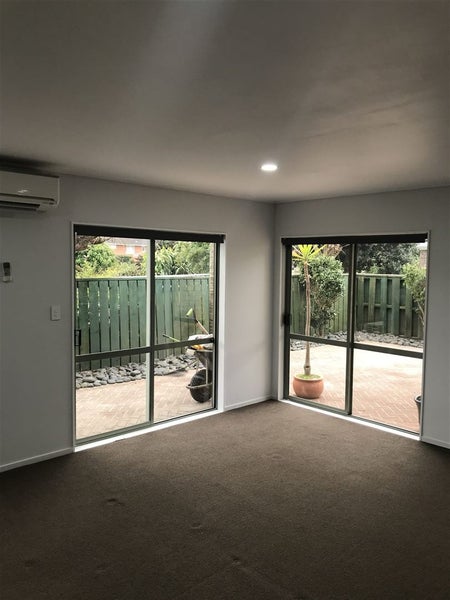 2 Miles Avenue, Papatoetoe, Auckland - Carousel 2